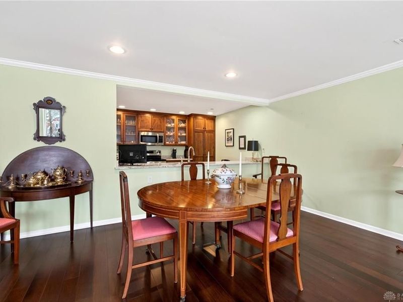 333 Oakwood Avenue, Unit 2B, Oakwood, OH 45409 Photo 12