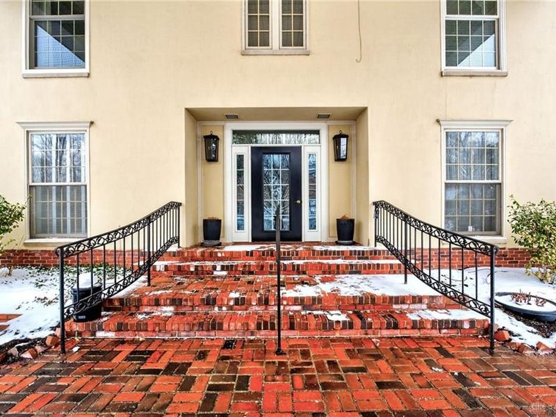 333 Oakwood Avenue, Unit 2B, Oakwood, OH 45409 Photo 2