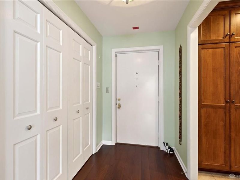 333 Oakwood Avenue, Unit 2B, Oakwood, OH 45409 Photo 4