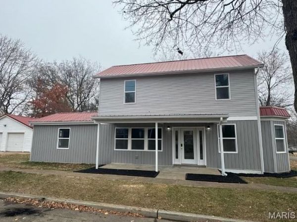 415 S Main Street , Farmington, MO 63640