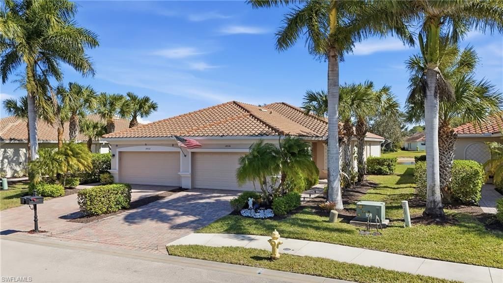 14536 Grapevine Dr, Naples, FL 34114 Main Photo