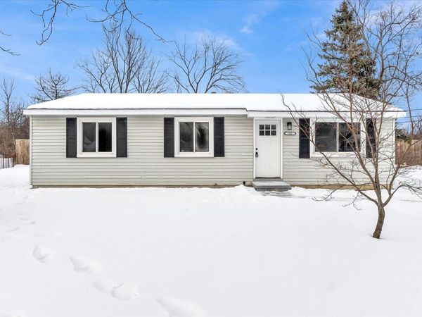 12 Faust Court, Ann Arbor, MI 48108