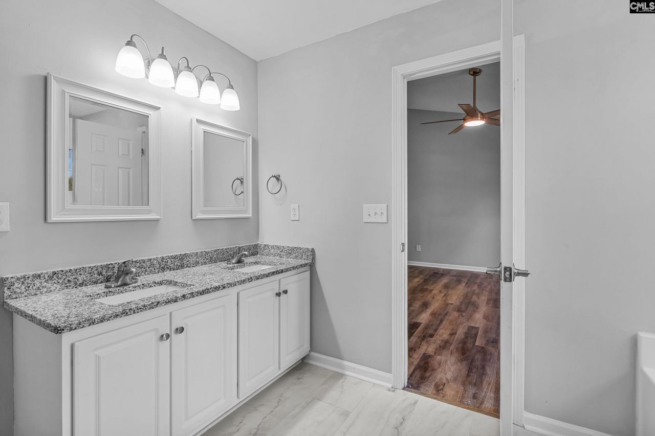 103 Crest Haven Dr  Photo 23