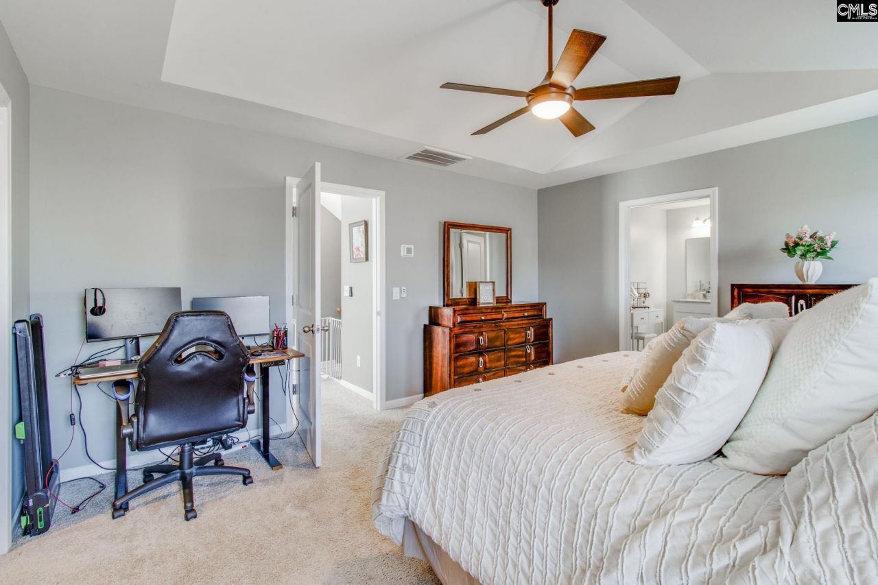 1009 Winter Way Photo 23