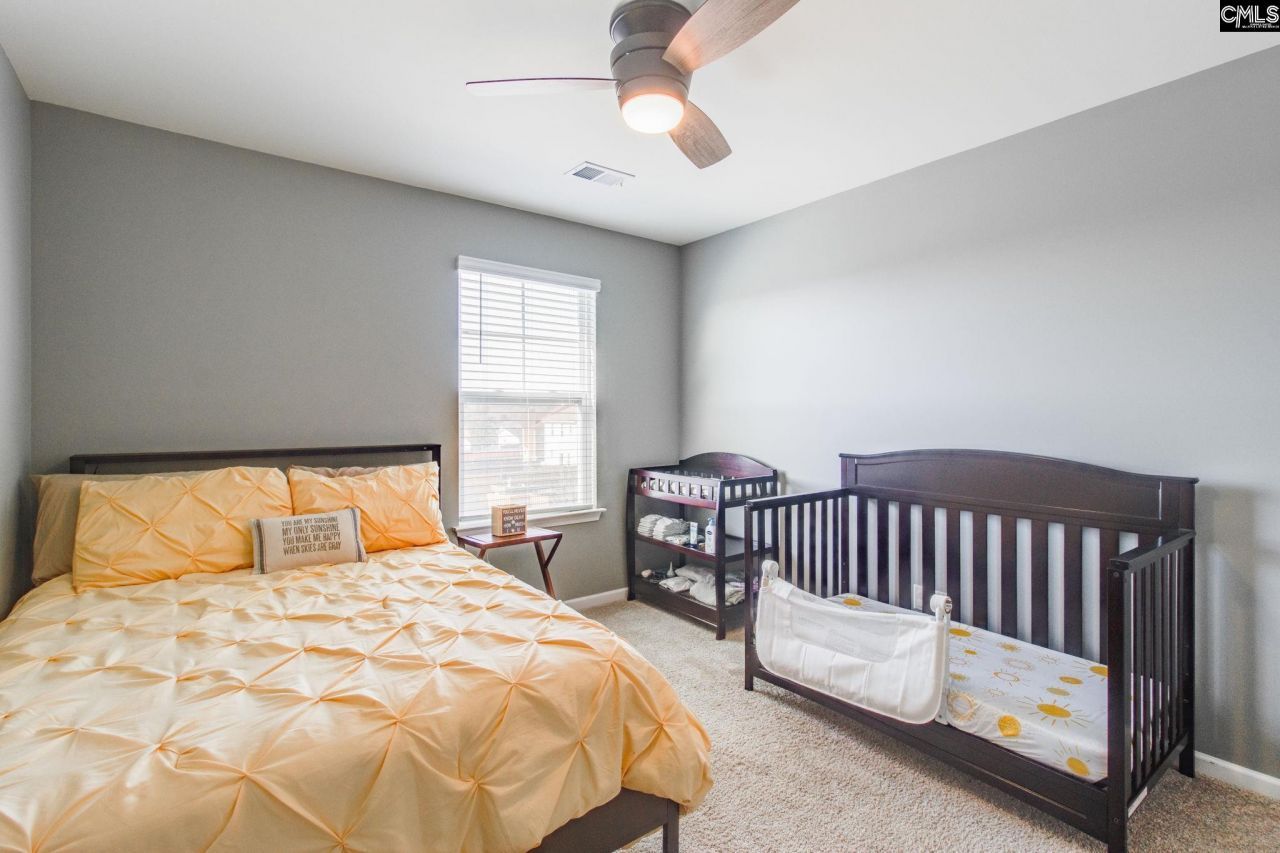 1009 Winter Way Photo 27