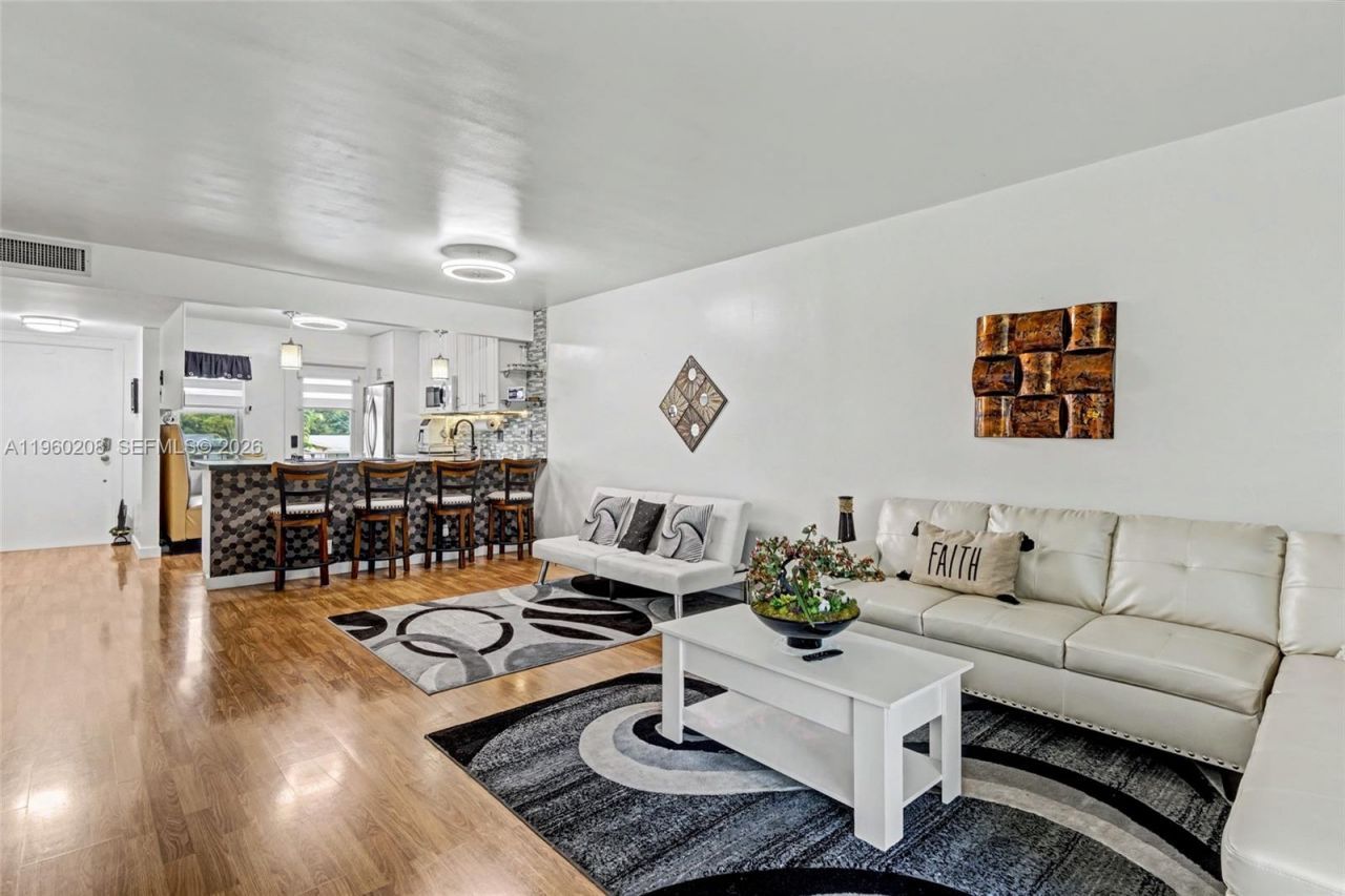 5100 Washington St, Unit 207, Hollywood, FL 33021 Photo