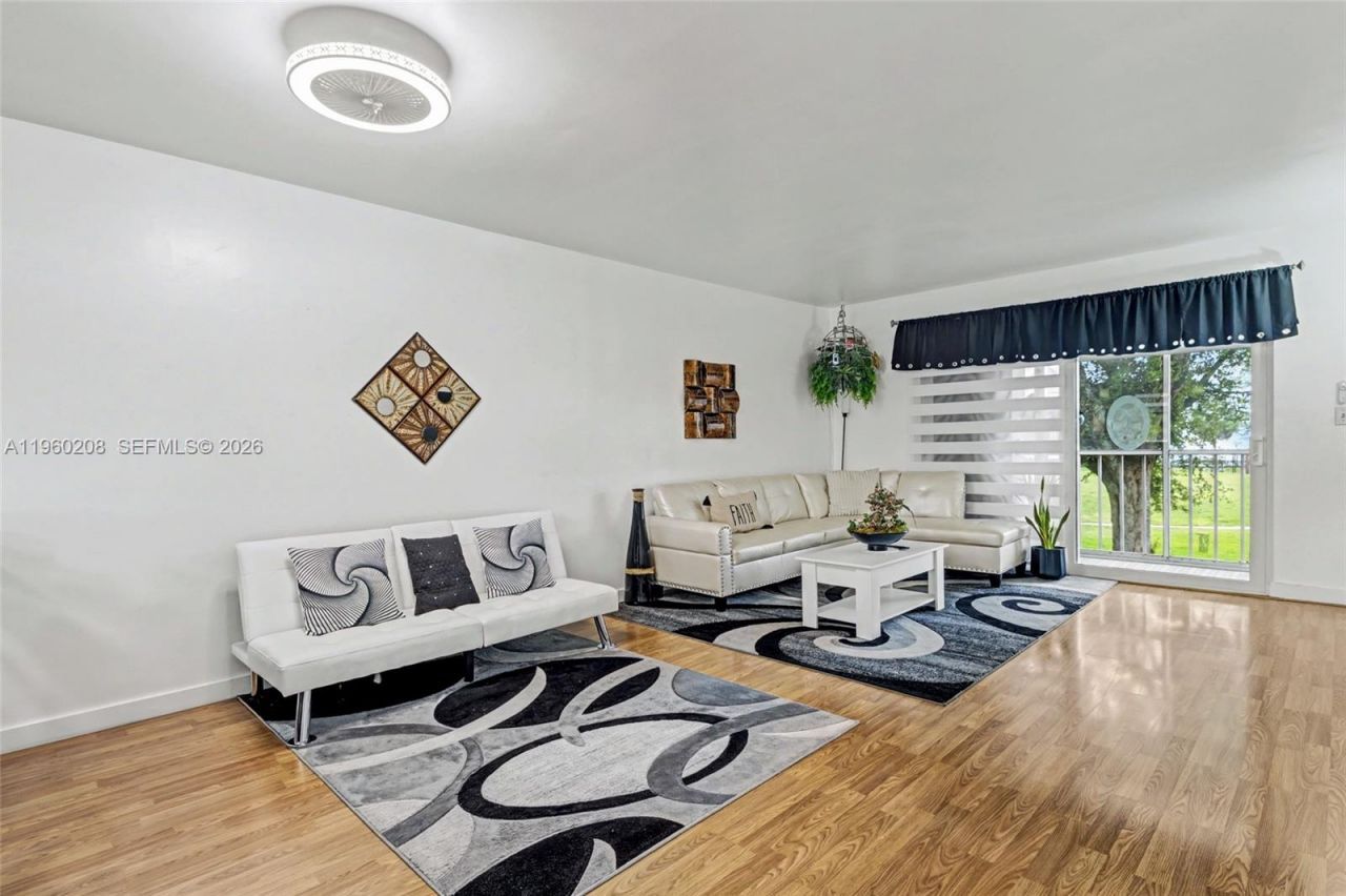 5100 Washington St, Unit 207, Hollywood, FL 33021 Photo