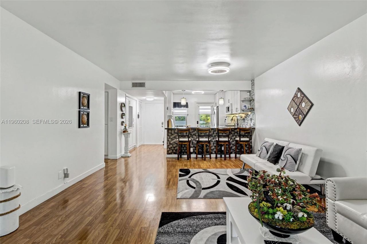 5100 Washington St, Unit 207, Hollywood, FL 33021 Photo