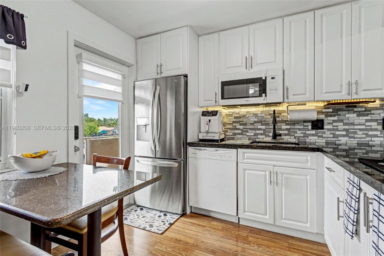 5100 Washington St, Unit 207, Hollywood, FL 33021 Photo