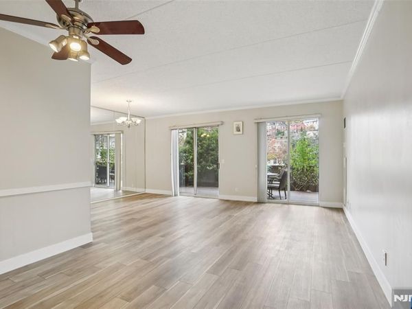 1077 River Road TH5, Unit TH5, EDGEWATER, NJ 07020