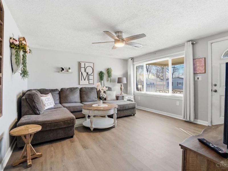 12114 Fourth Avenue, Sycamore Township, OH 45249 Photo 4