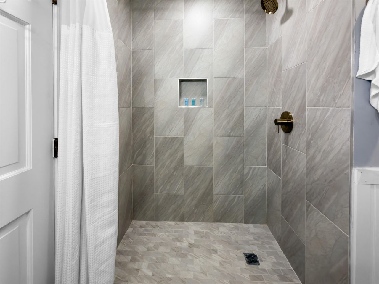 627 N Waccamaw Dr. Photo 10