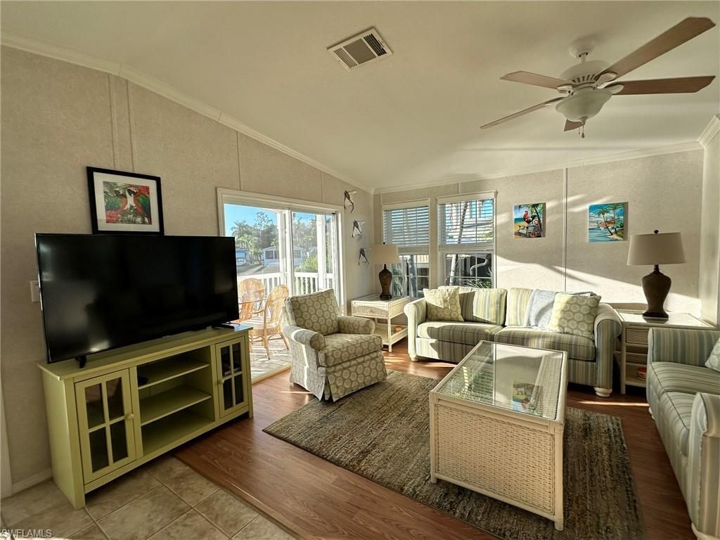 1197 Diamond Lake Cir, Naples, FL 34114 Photo