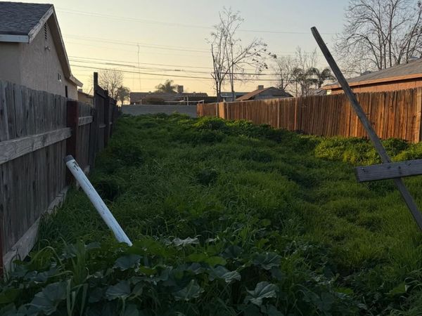 110 S Owens Street, Bakersfield, CA 93307