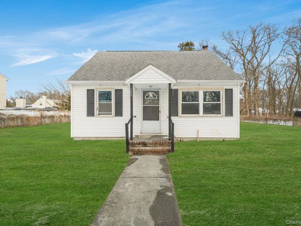 289 Jefferson, Mastic Beach, NY 11951