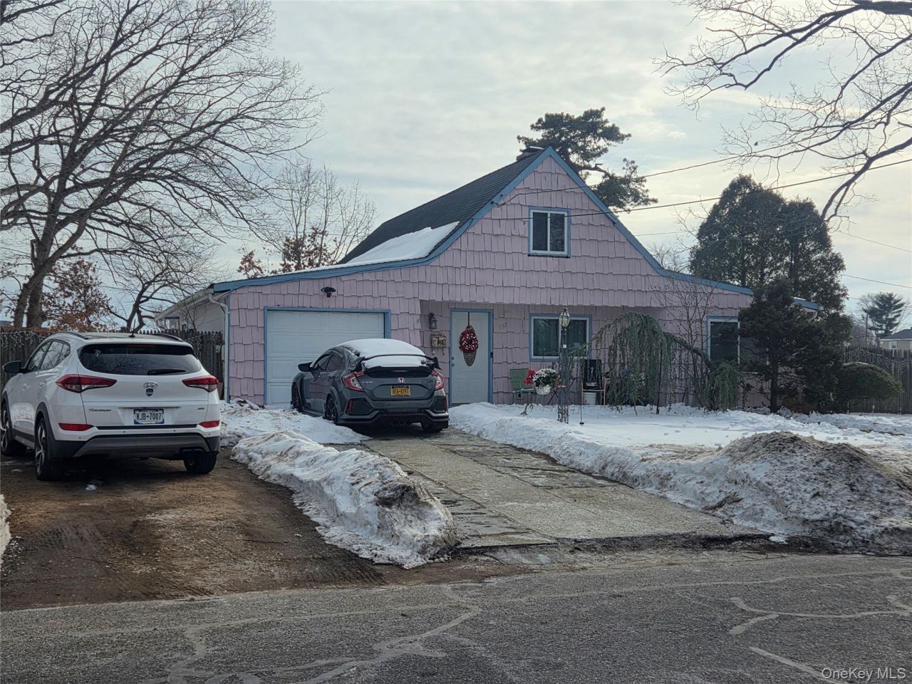 532 Nicolls Road, Deer Park, NY 11729 Main Photo
