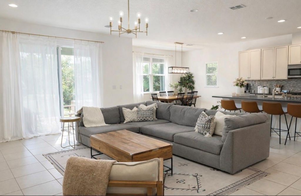 8205 Bayliss Court, Orlando, FL 32825 Photo