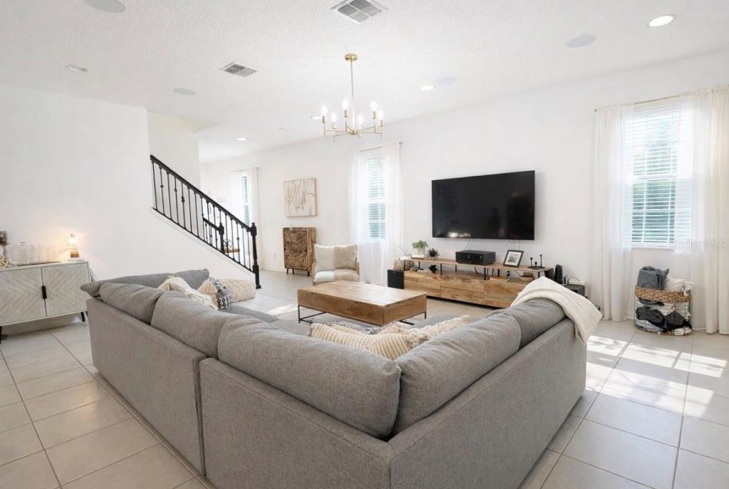 8205 Bayliss Court, Orlando, FL 32825 Photo