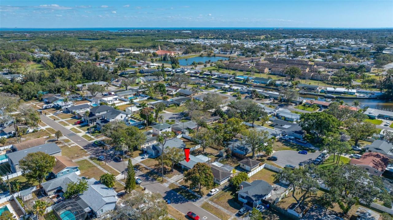 218 80th Avenue N, Saint Petersburg, FL 33702 Photo