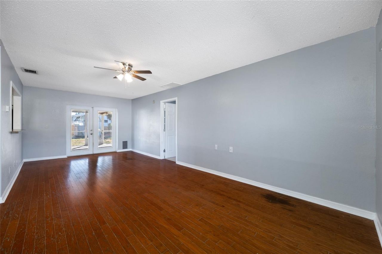 218 80th Avenue N, Saint Petersburg, FL 33702 Photo