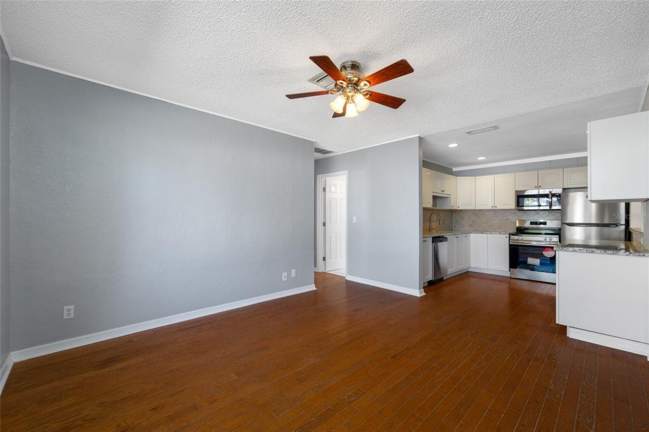 218 80th Avenue N, Saint Petersburg, FL 33702 Photo