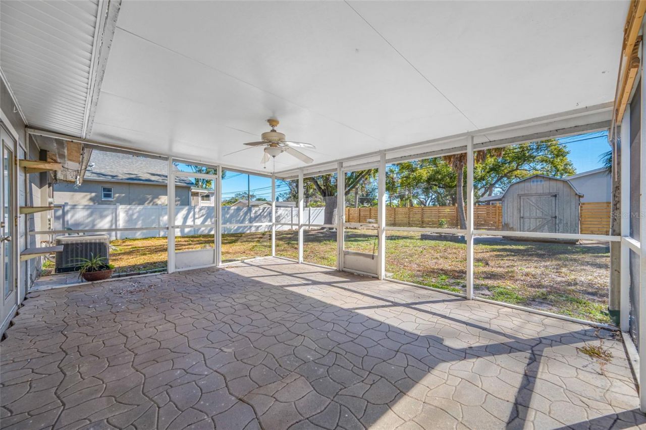 218 80th Avenue N, Saint Petersburg, FL 33702 Photo