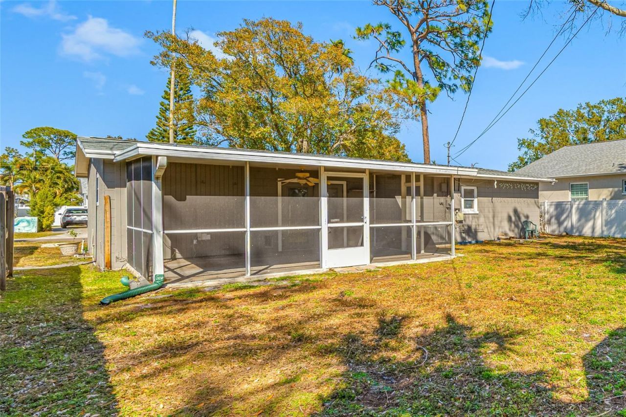 218 80th Avenue N, Saint Petersburg, FL 33702 Photo