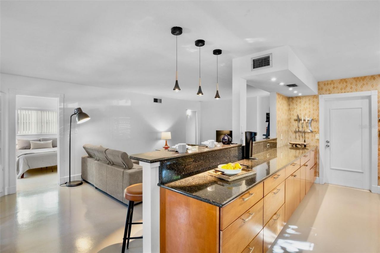 1516 Oak Street, Sarasota, FL 34236 Photo