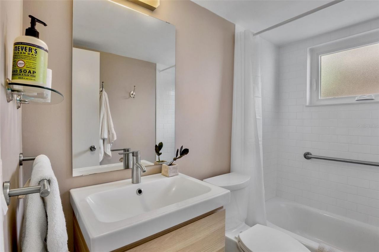 1516 Oak Street, Sarasota, FL 34236 Photo