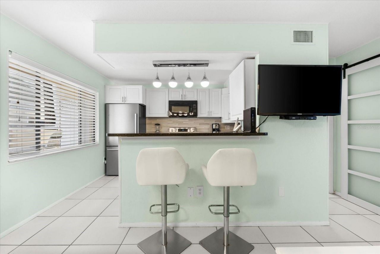 5955 Midnight Pass Road, Unit 4E, Sarasota, FL 34242 Photo