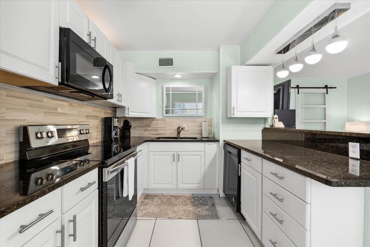 5955 Midnight Pass Road, Unit 4E, Sarasota, FL 34242 Photo