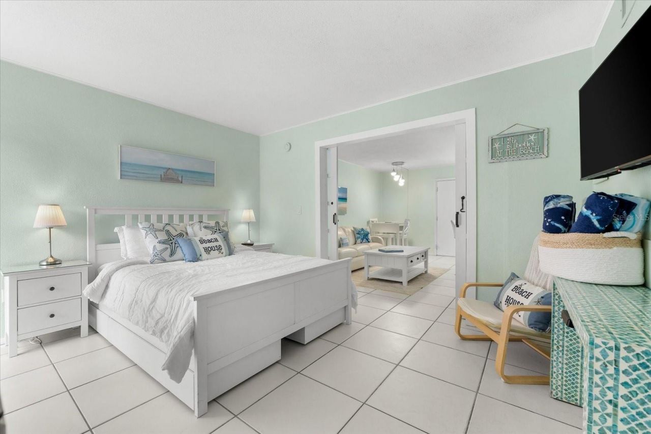 5955 Midnight Pass Road, Unit 4E, Sarasota, FL 34242 Photo