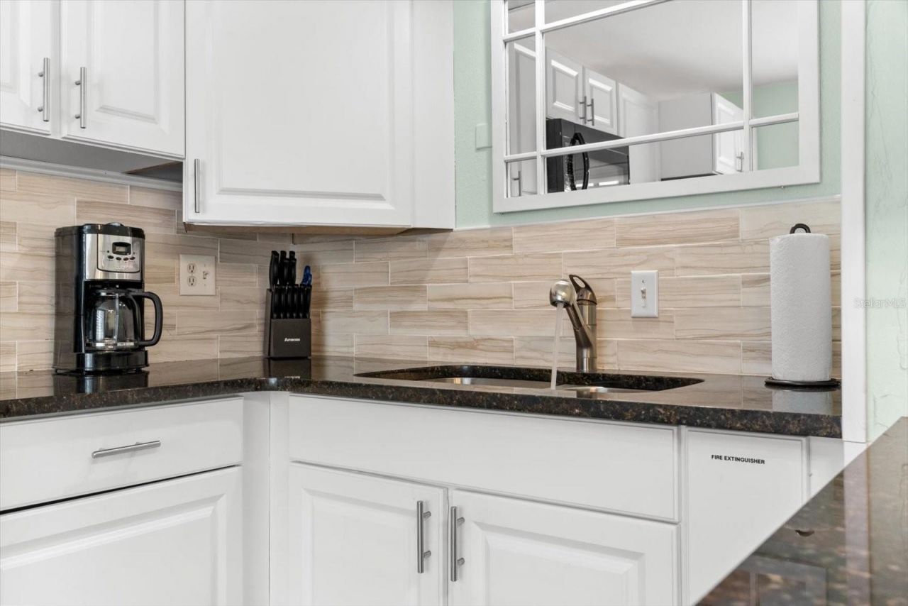 5955 Midnight Pass Road, Unit 4E, Sarasota, FL 34242 Photo