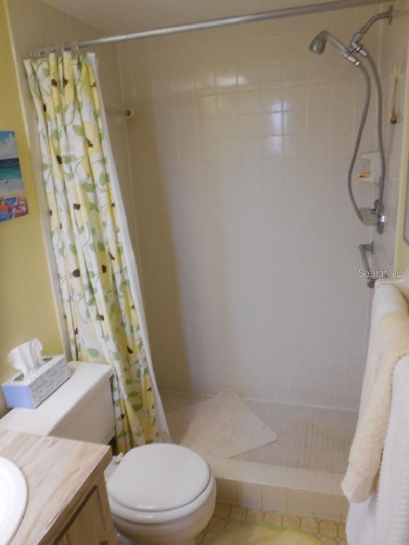 4600 98th Way N, Unit D-309, Saint Petersburg, FL 33708 Photo