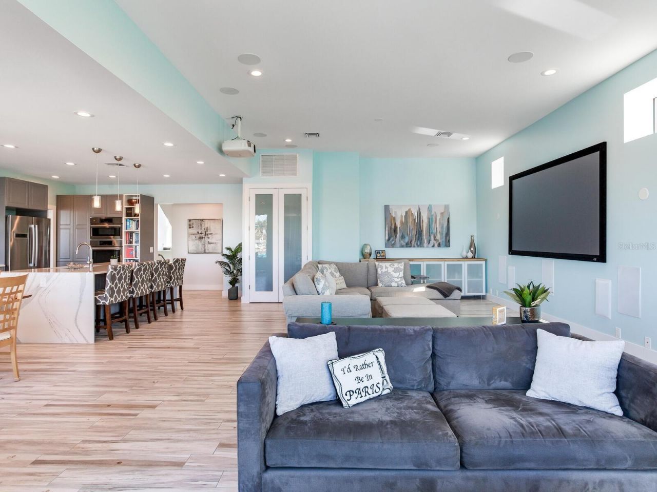 208 171st Avenue E, North Redington Beach, FL 33708 Photo