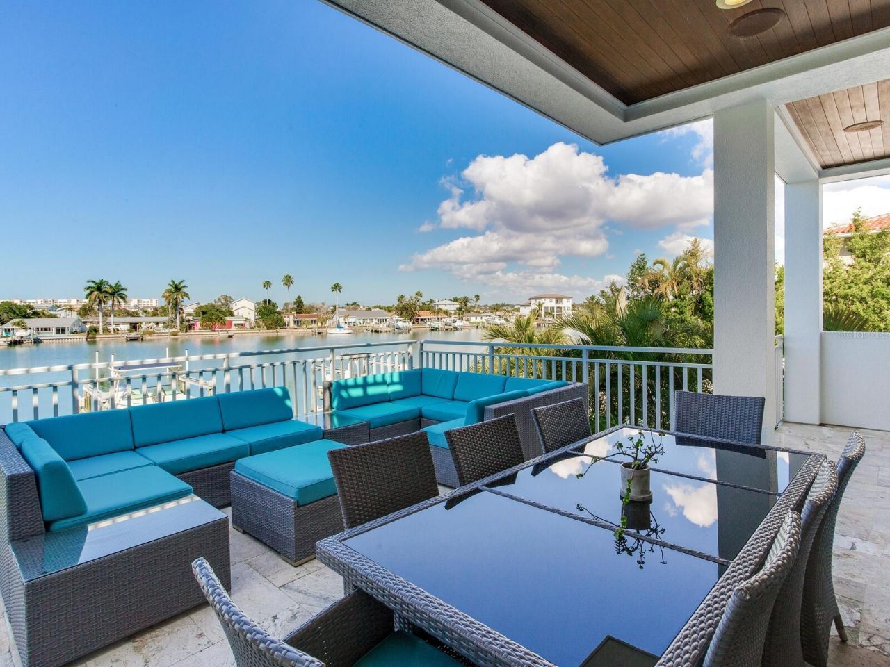 208 171st Avenue E, North Redington Beach, FL 33708 Photo