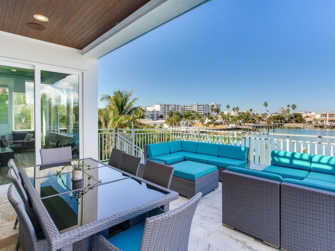 208 171st Avenue E, North Redington Beach, FL 33708 Photo