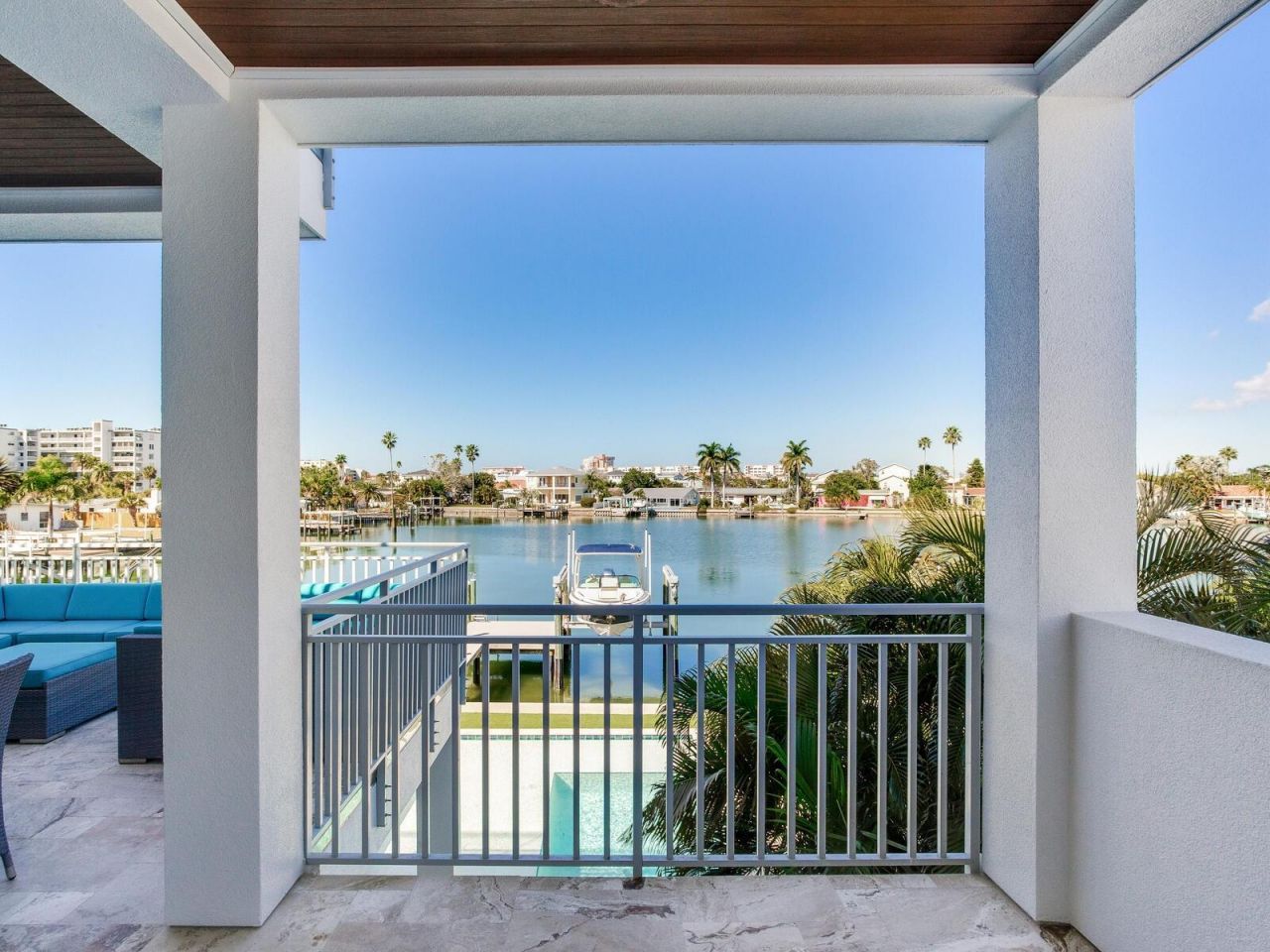 208 171st Avenue E, North Redington Beach, FL 33708 Photo