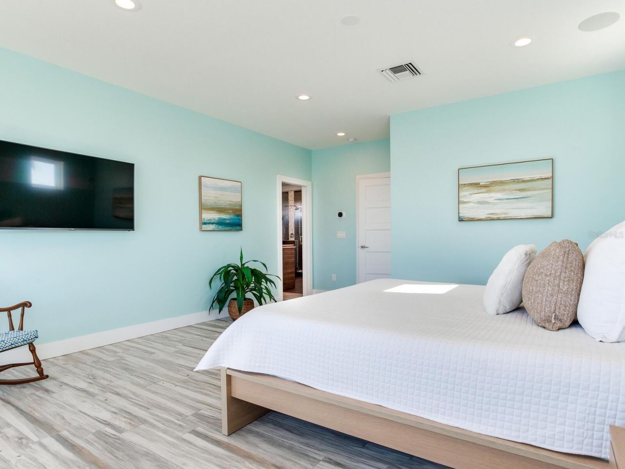 208 171st Avenue E, North Redington Beach, FL 33708 Photo