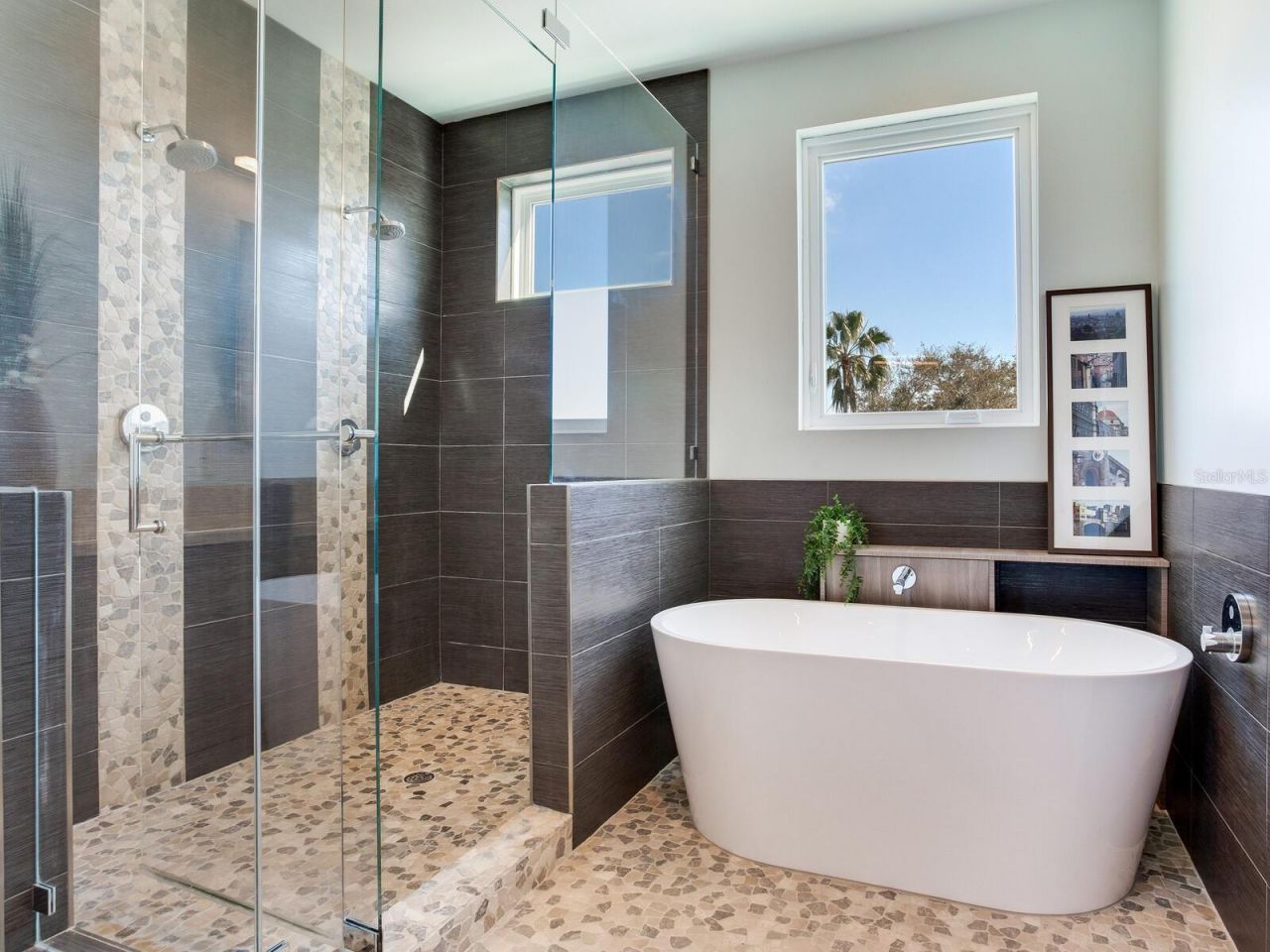 208 171st Avenue E, North Redington Beach, FL 33708 Photo