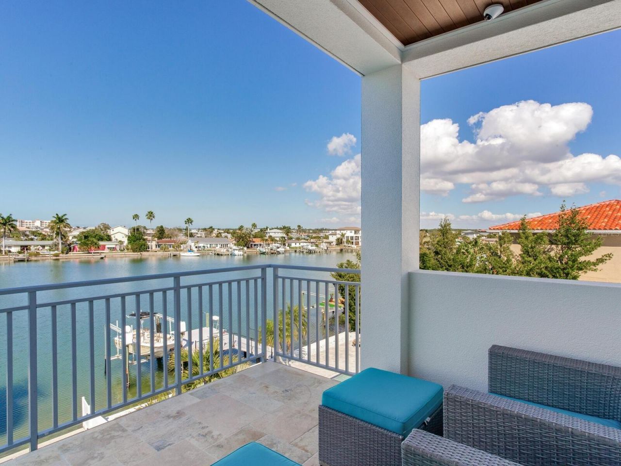 208 171st Avenue E, North Redington Beach, FL 33708 Photo