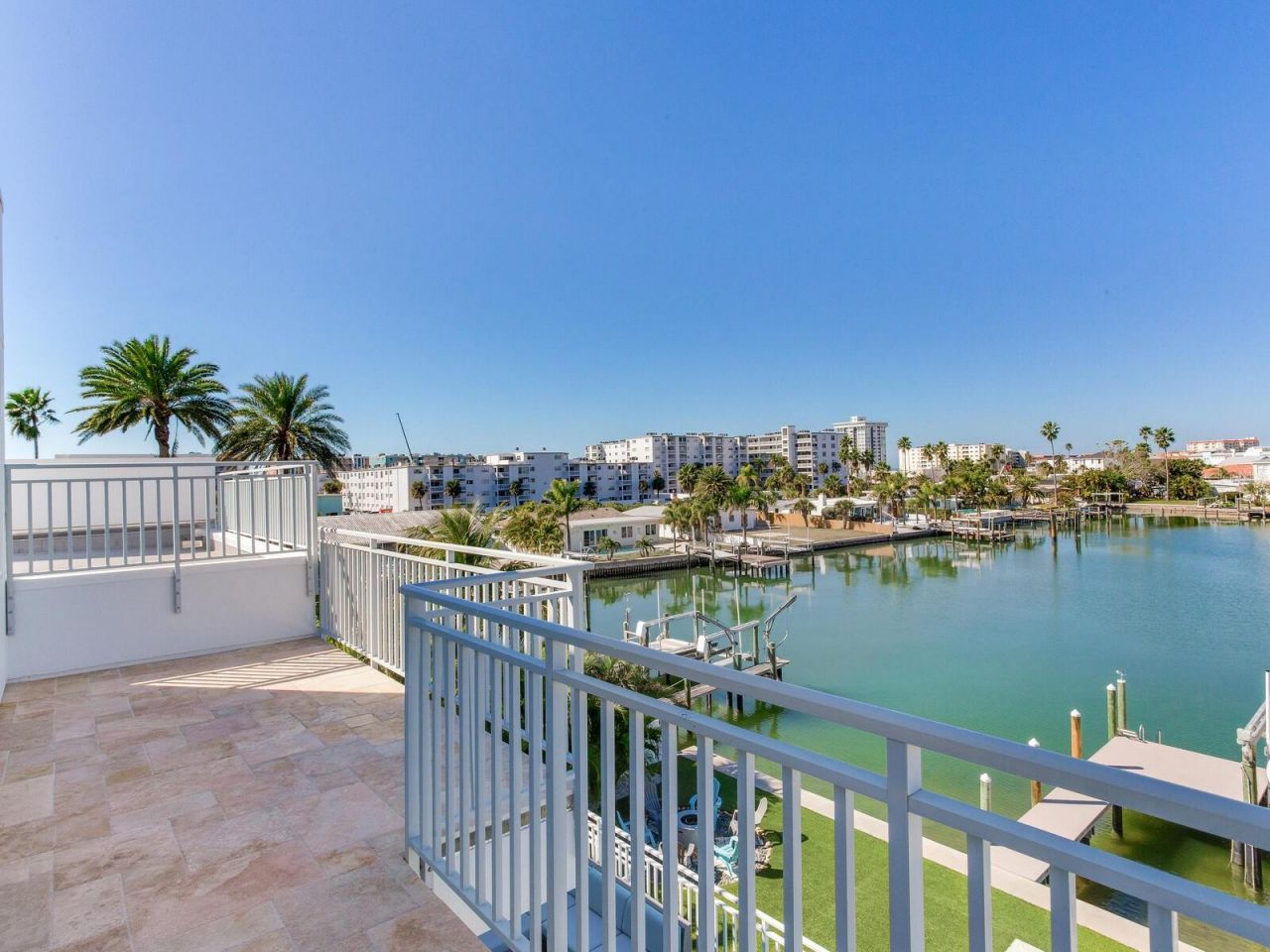 208 171st Avenue E, North Redington Beach, FL 33708 Photo