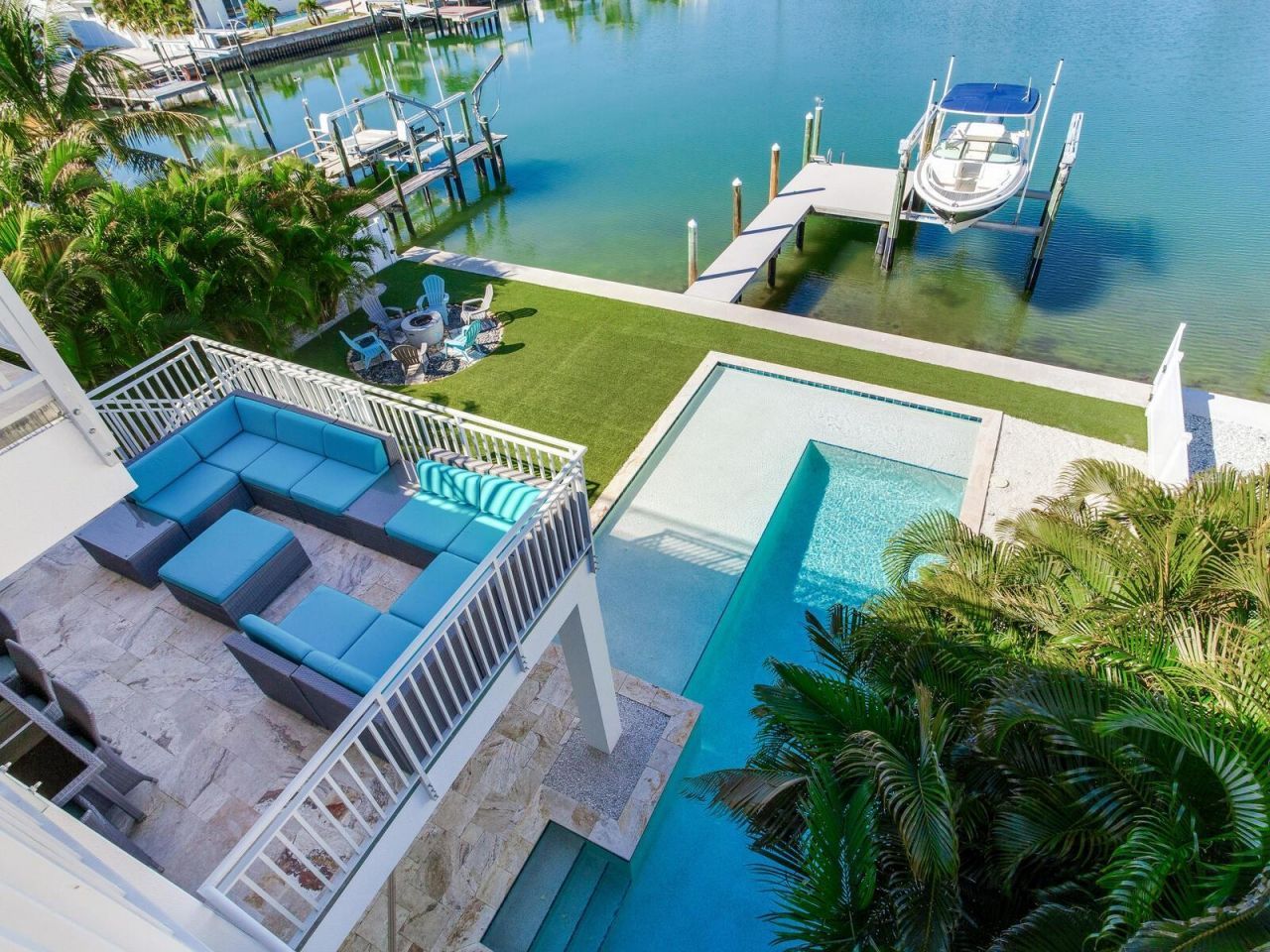 208 171st Avenue E, North Redington Beach, FL 33708 Photo