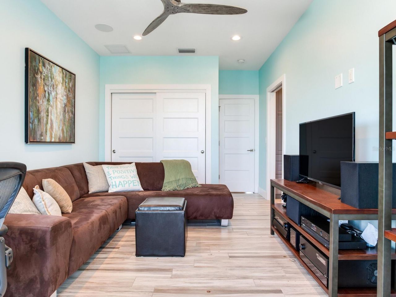 208 171st Avenue E, North Redington Beach, FL 33708 Photo