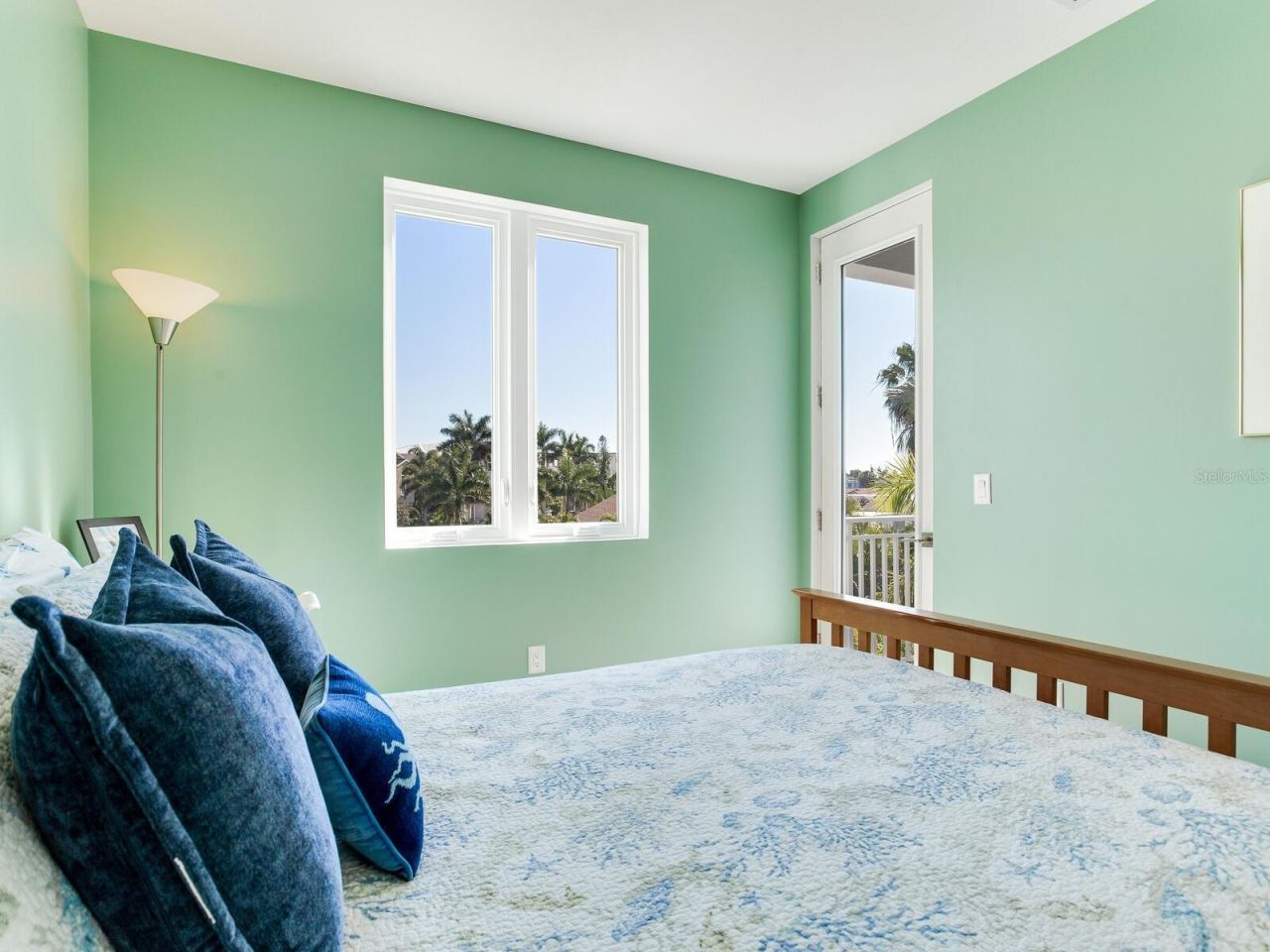 208 171st Avenue E, North Redington Beach, FL 33708 Photo