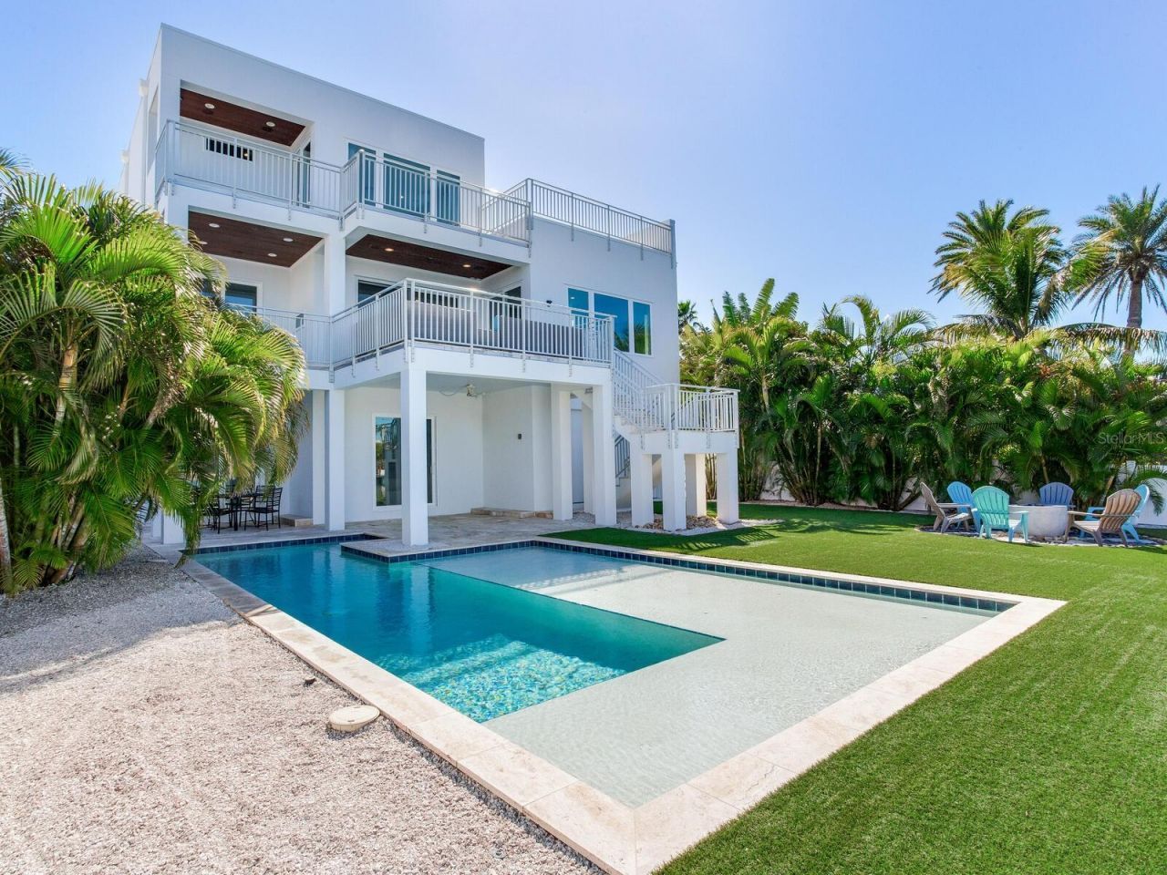 208 171st Avenue E, North Redington Beach, FL 33708 Photo