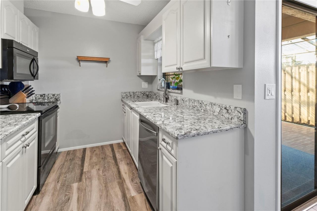 2824 72nd Street Court W, Bradenton, FL 34209 Photo