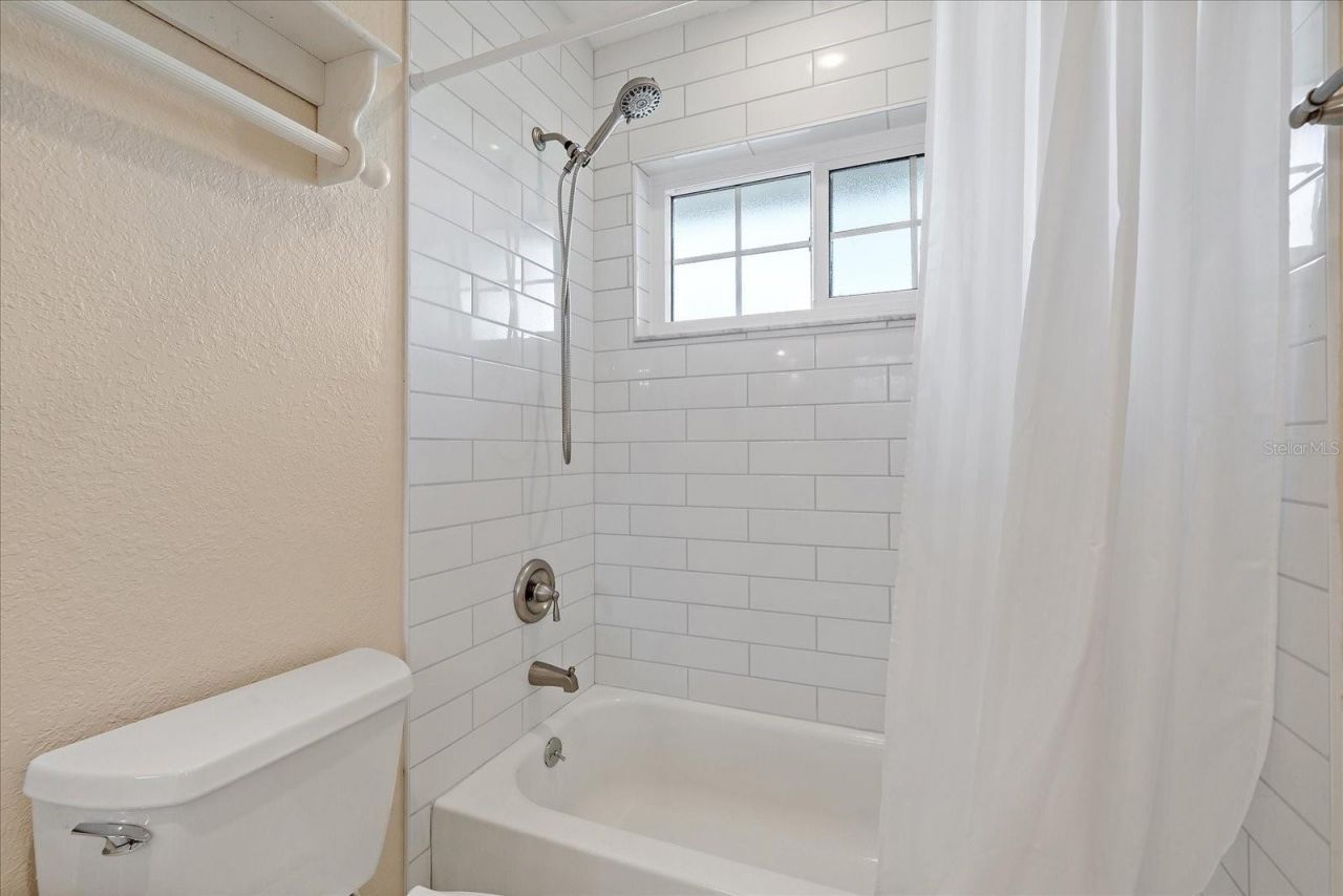 6841 Longboat Drive S, Longboat Key, FL 34228 Photo