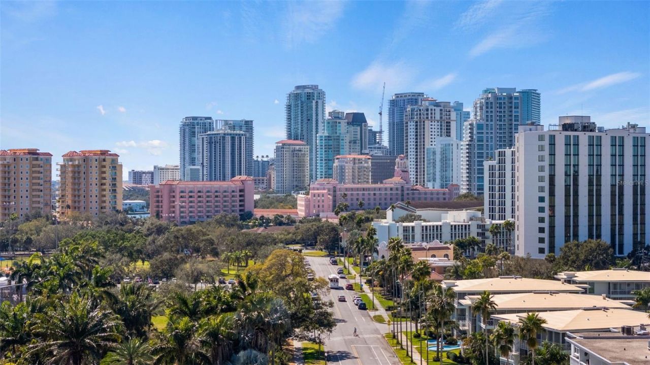 1121 Beach Drive Ne, Saint Petersburg, FL 33701 Photo