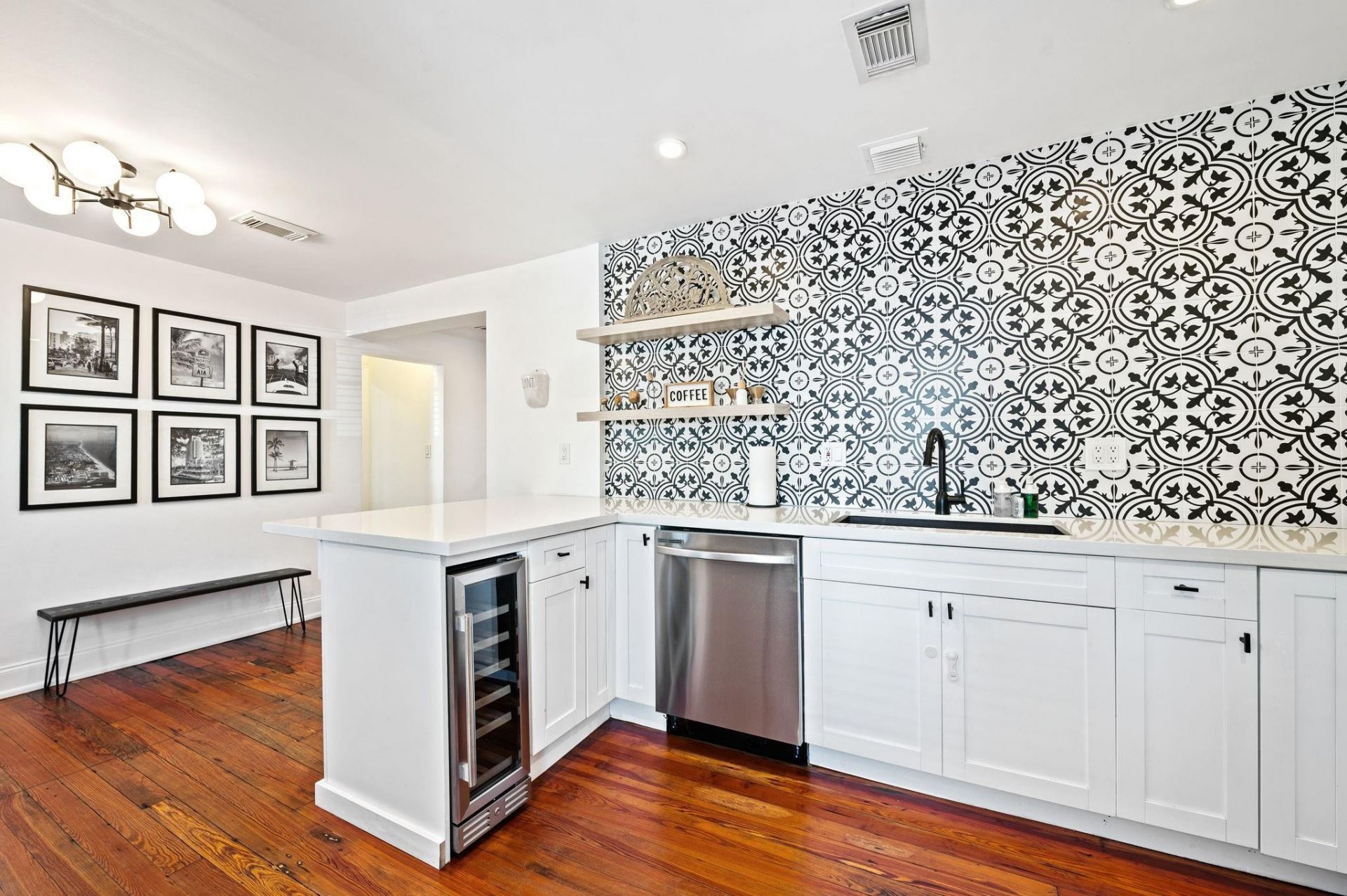 713 NE 17th Road, Fort Lauderdale, FL 33304 Photo